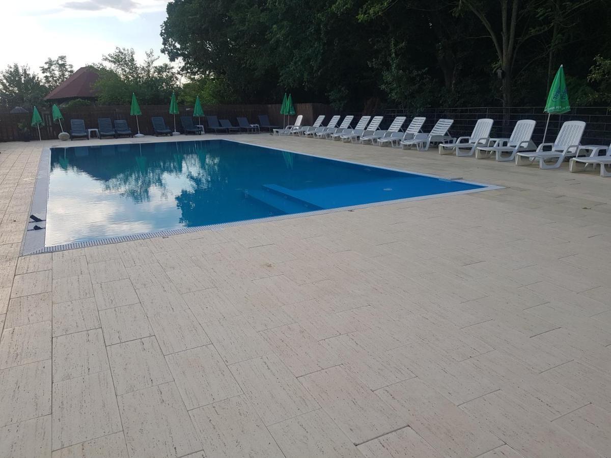 فندق Anthimos Băile Felix المظهر الخارجي الصورة